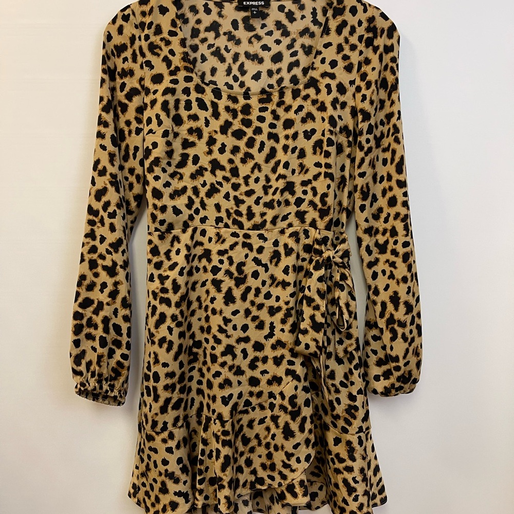 Express Dress Women’s S Leopard Print Mini Ruffled Wrap Long Sleeve Short Office - Picture 12 of 12